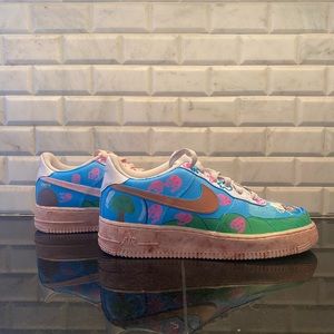SPONGEBOB AIR FORCE ONE SIZE NINE BRAND NEW